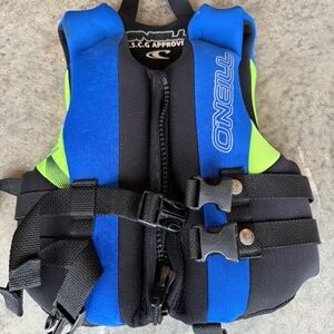 O’Neill U.S. Coast Guard Approved Child Life vest